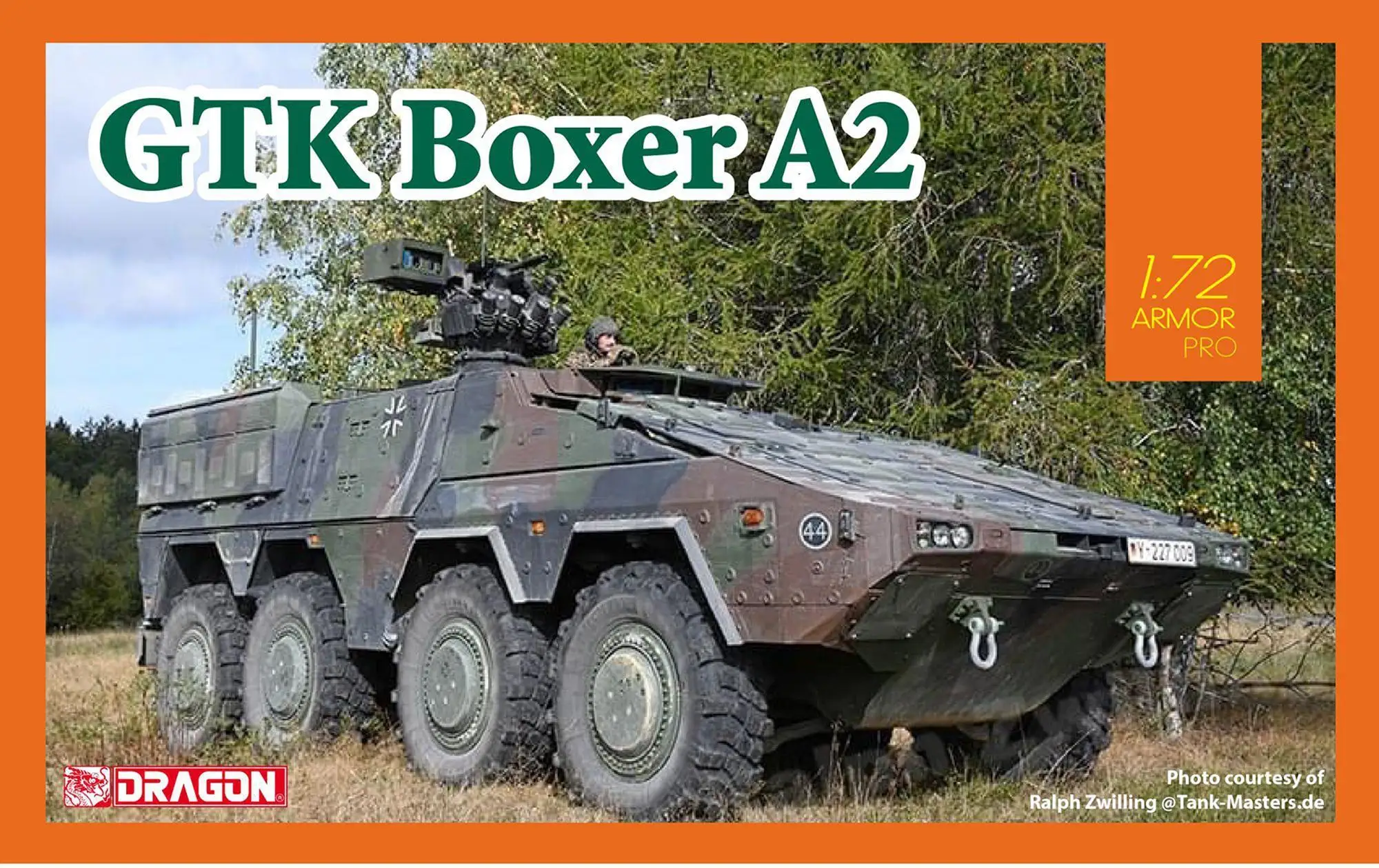 

Dragon 7680 1/72 scale GTK Boxer A2 model kit