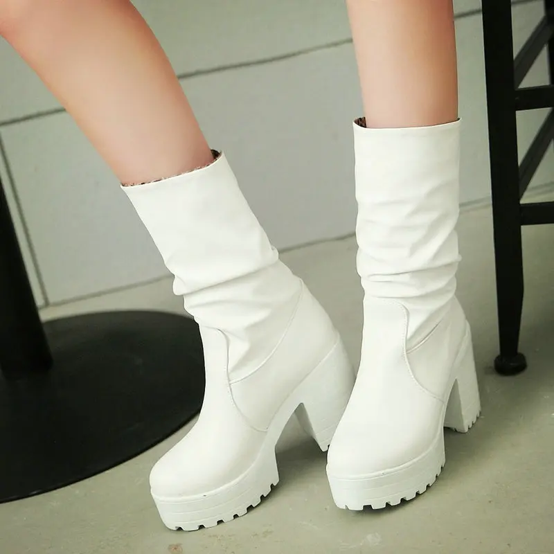 

2021 Classic Lady Winter Solid Boots Brand High Heel Boots Women Block Heel Platform Round Toe Shoes Woman
