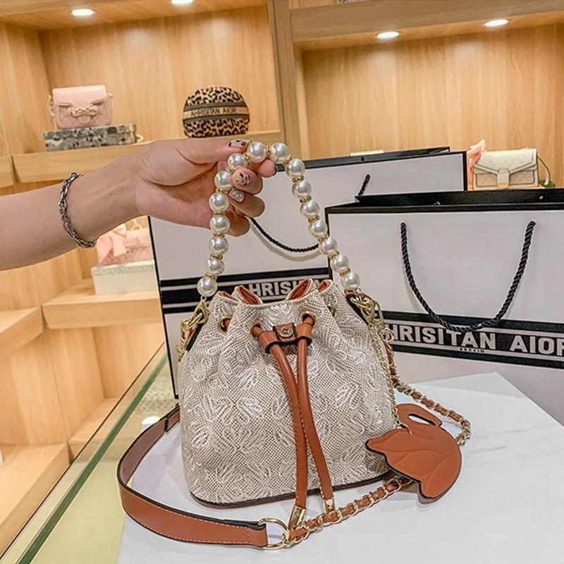 

Elegant All-match Fashion Casual Beaded Portable Ladies Lace Bucket Bag Retro Western Style One-shoulder Messenger Bag Monogram