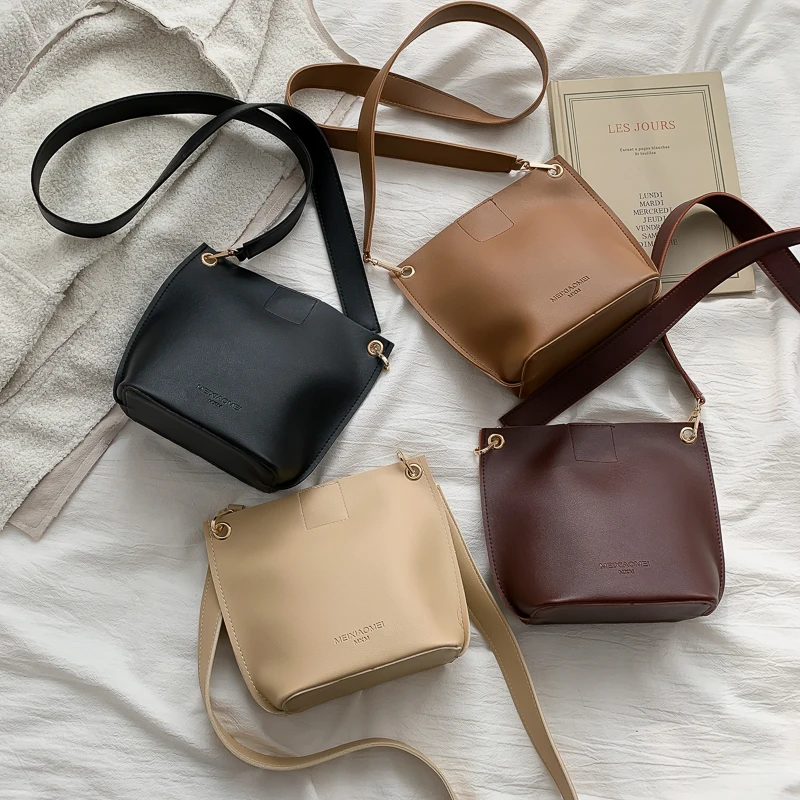 

Totes Bags Women Large Capacity Handbags Women PU Shoulder Messenger Bag Female Retro Daily Totes Lady Elegant Handbags