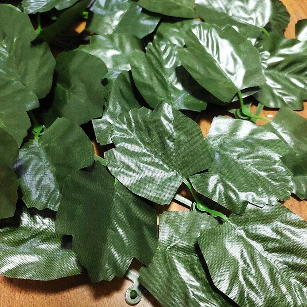 Пластиковая искусственная зеленая листья рулон 50 х10 см сетка для забора