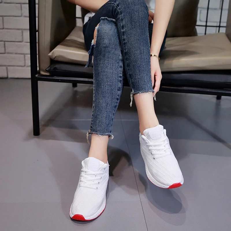 Женская мода четыре сезона пары кроссовки дышащие легкие плоские женские фитнес