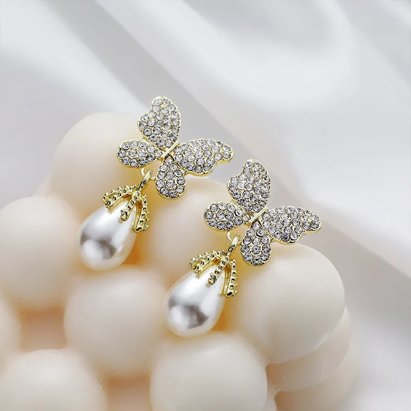 

Sweet Elegant Pearl Butterfly Dangle Earrings for Women Stylish Gold Color Animal Earrings High-end Birthday Party Jewelry Gift
