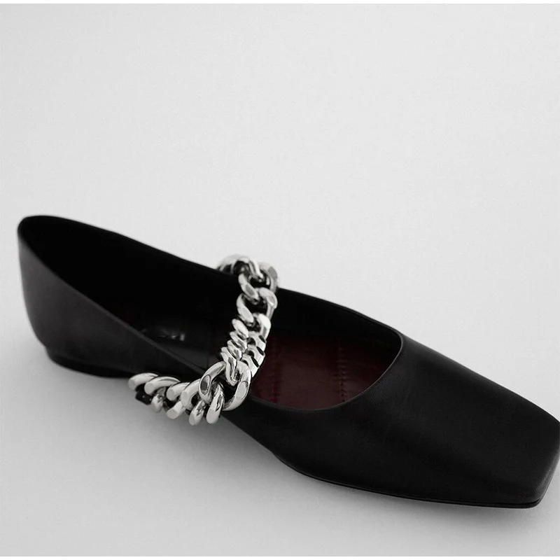 

Brand Designers Women Flat Loafers 2022 New Fashion Casual Single Shoes With Chain Ladies Light Walking Shos Elegant Luxury