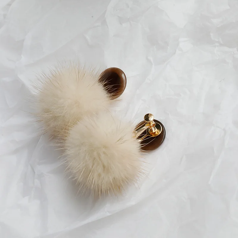 Новые осенние и зимние серьги из меха норки с пушистыми шариками Ретро Серьги