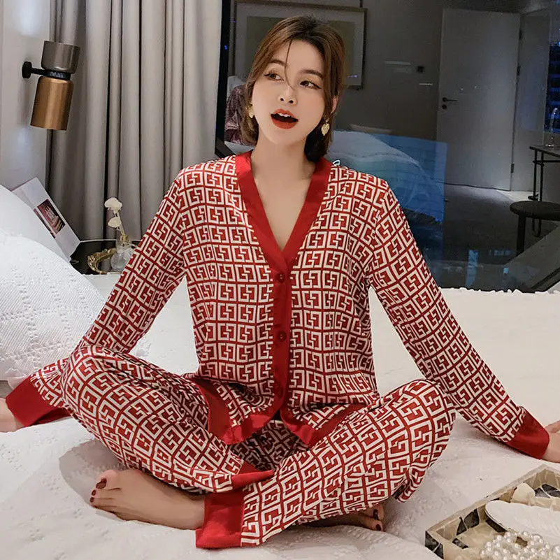 

Ice silk pajamas women's spring and autumn long sleeve thin fashion ice and snow silk can wear home clothes