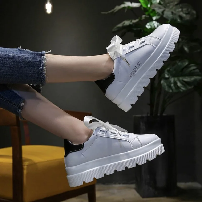 

Women Shoes New Platforms Shoes Lace Up Women Casual Shoes White Sneakers Women Flats Comfortable Chaussure Femme Zapatos Mujer