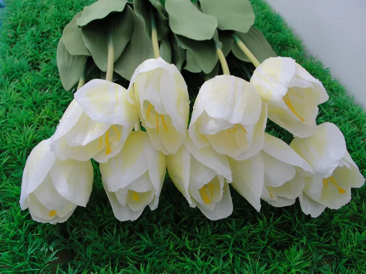 Оптовая продажа желтые искусственные Тюльпаны из искусственной кожи для