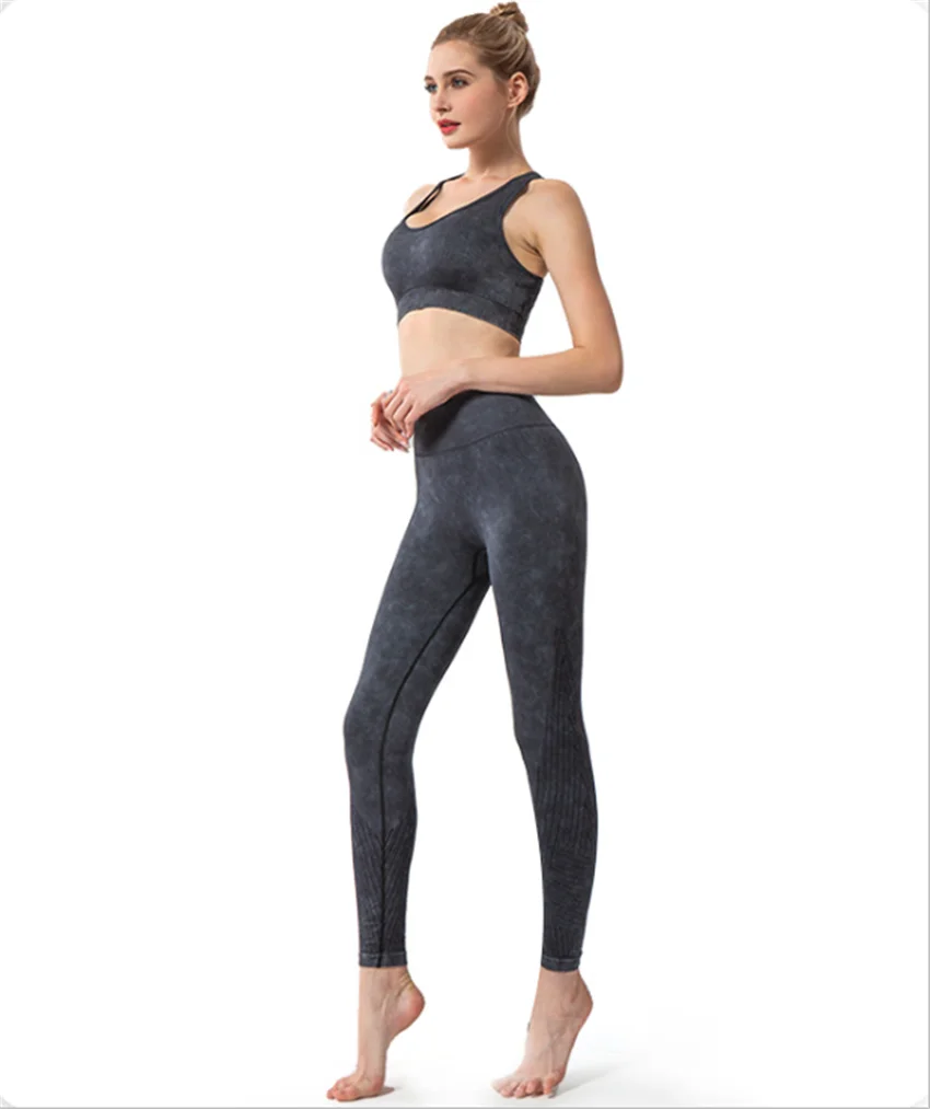 

New Seamless Super Stretch Beautiful Back Sports Underwear Shockproof Gathering Yoga Bra Fitness Vest DS142