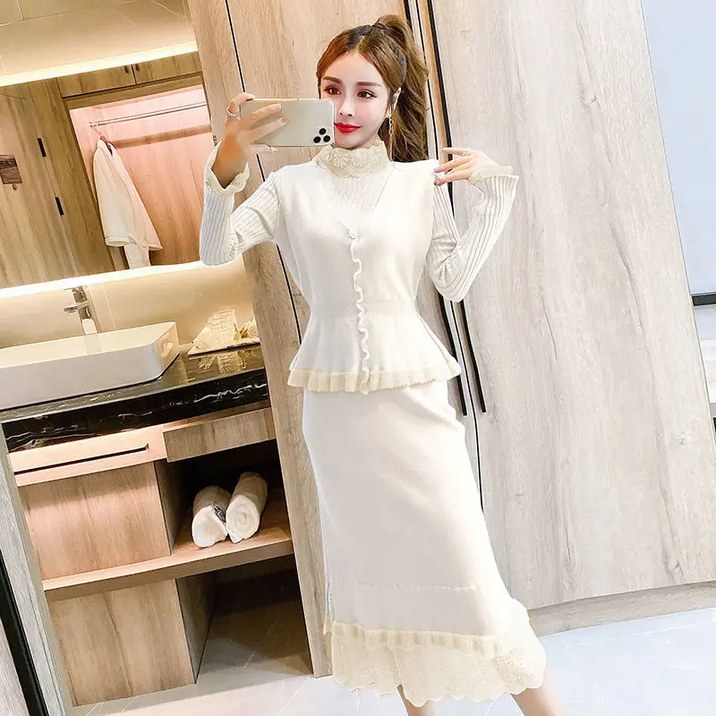 

2021 Autumn Winter Two Piece Set Womens Long Sleeve Knitted Pullovers+Lace Buttons Skirts Sweater Suits Ladies Knit Outfits Y306