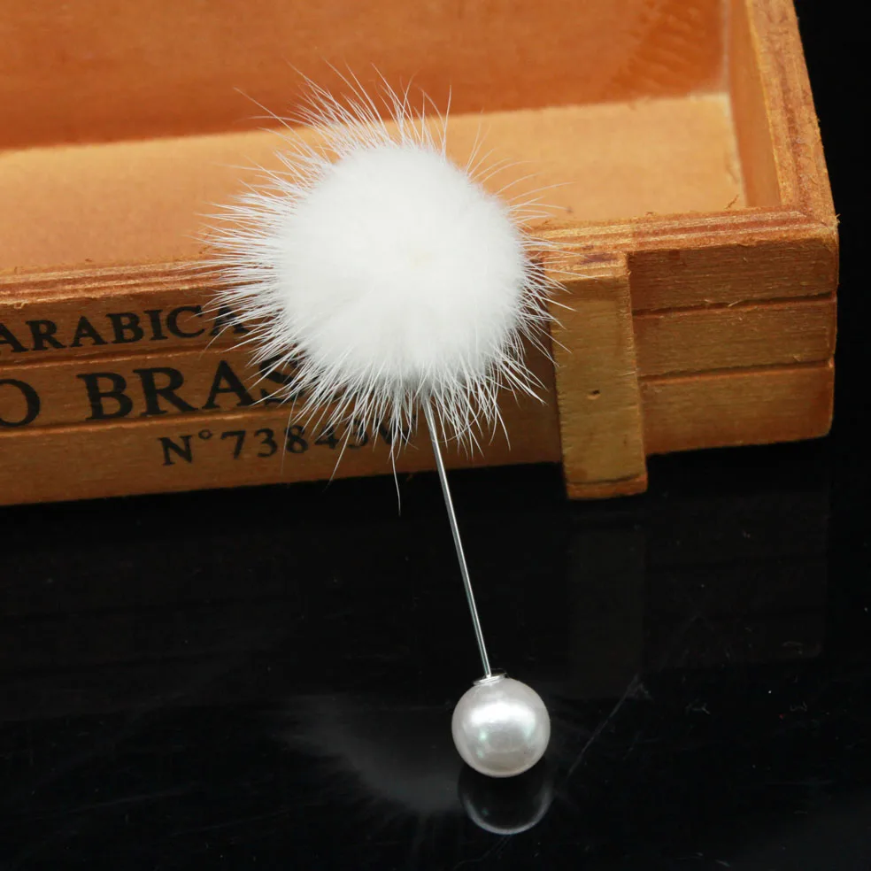 Beige Pompom Милый Шарм жемчужная брошь булавки для женщин из корейской норки мех Помпон Мяч Пирсинг отворот булавка брошь воротник ювелирные изделия подарки - Окраска металла: Beige Pompom