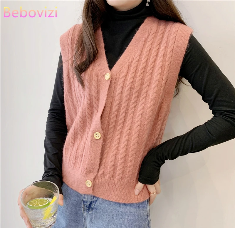 Женский трикотажный свитер с V образным вырезом| |