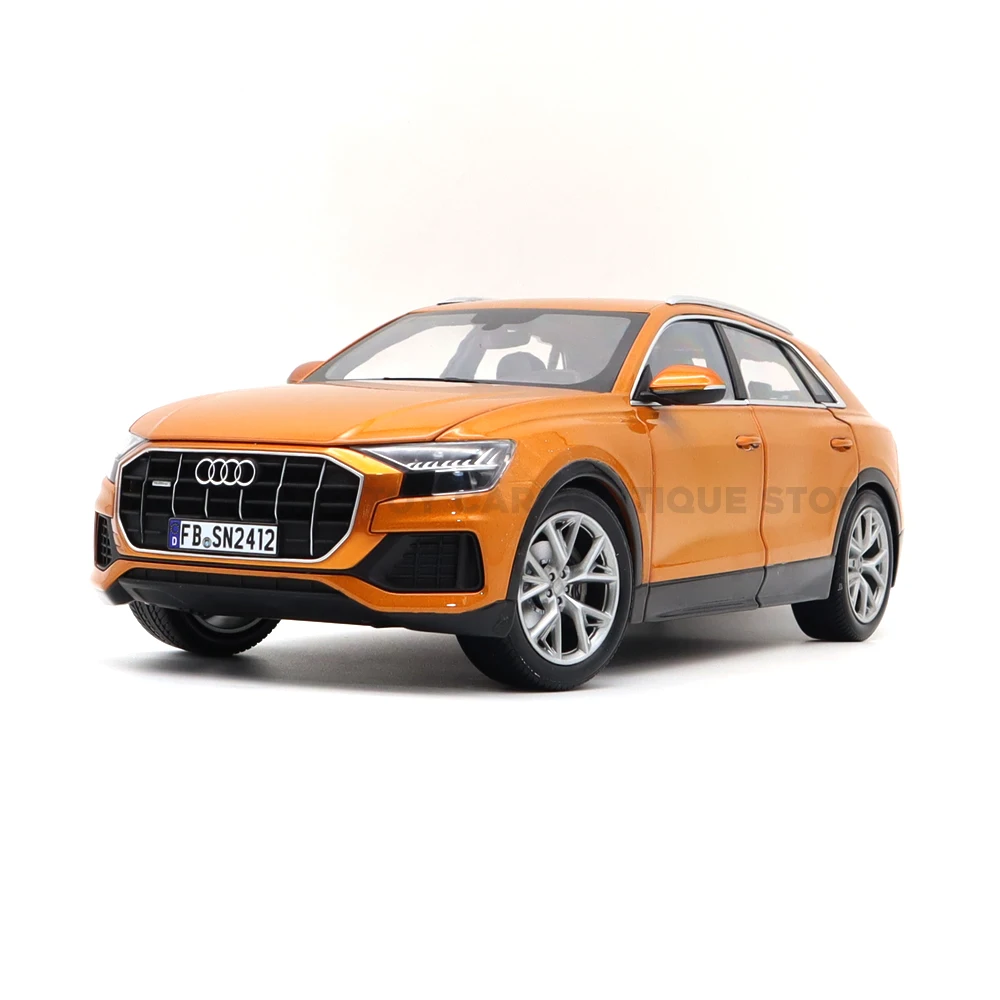 1/18 AudiQ8 Q8 2018 Suv Norev 188371 литые модели автомобилей игрушки для мальчиков и девочек