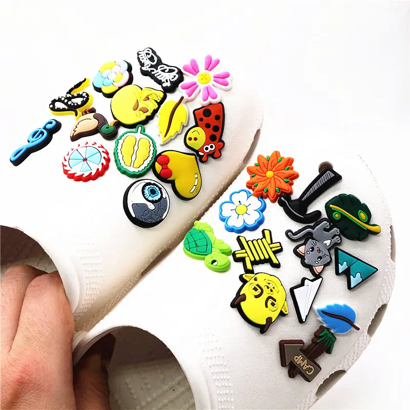 Fashion Novel 22 Kinds Shoe Charms Accessories Musical Note Leaf Animals PVC Shoe Decoration for Croc jibz Kids Party X-mas Gift