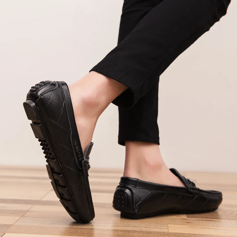 Классические мужские туфли Мягкая дышащая повседневная обувь из натуральной