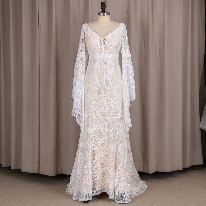 803#2021 New Design Long Lantern Sleeve Empire V-Neck Backless Small Train Beauty Backless Lace Boho Beach Wedding Dresses Women