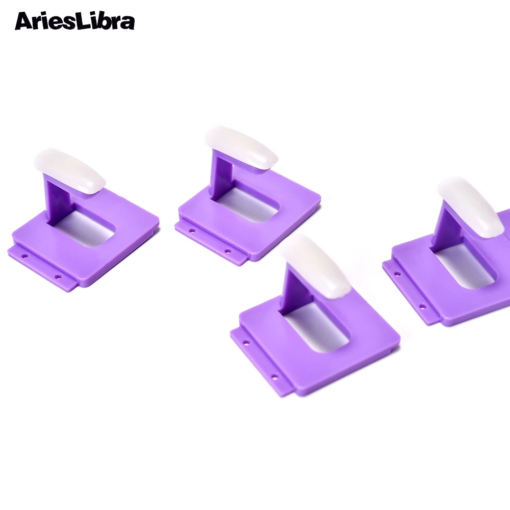 AriesLibra Пластик пряди с креплением на кератиновых пластинах практика стенд 10 шт.