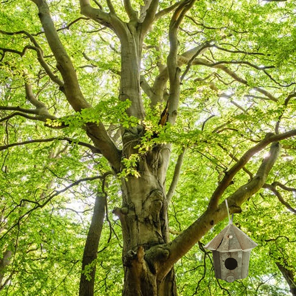 

Wooden Bird House Bird Feeder Decorative Bird Nest with Hanging Rope for Garden Outdoor Decor Fence Birdhouse Home Decora