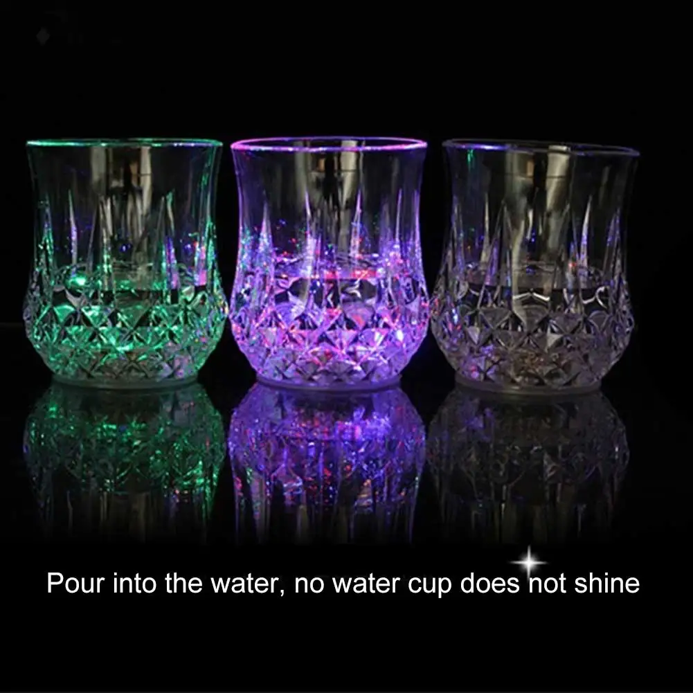 

Glowing Glass Cup Water Activated Light Up Water Coffee Mug for Bar Club Christmas Party Supplies VC
