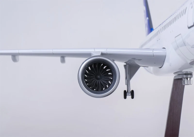1/80 масштаб 47 см Китай экспресс самолет Airbus A320 NEO авиакомпания модель светодиодный свет и колесо шасси литье под давлением Смола самолет игрушка