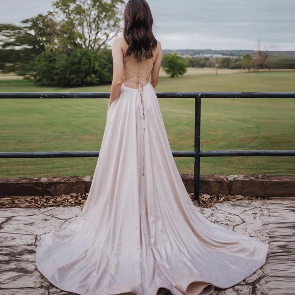 Vestidos de Noite Cinta de Espaguete com Decote em v Vestidos de Baile Simples a Linha Vestido de Festa de Fiesta sem Costas Princesa Longo Cetim 2022