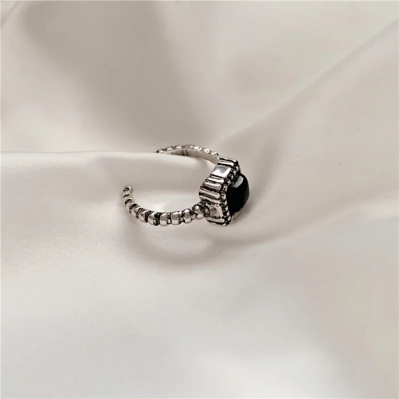 Новое модное крутое кольцо из черного камня для мужчин и женщин простое Открытое