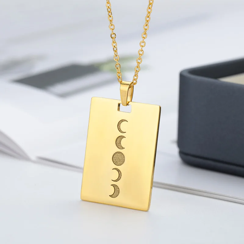 

Tarot Sun Moon Nameplate Necklaces For Women Stainless Steel Gold Chain Moon Couple Necklace Boho Jewelry Collier Femme 2021 BFF
