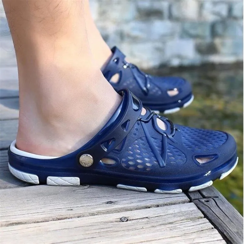 

Summer half slippers men's thick bottom non-slip holes casual sandals and slippers breathable Baotou beach shoes men's sandals