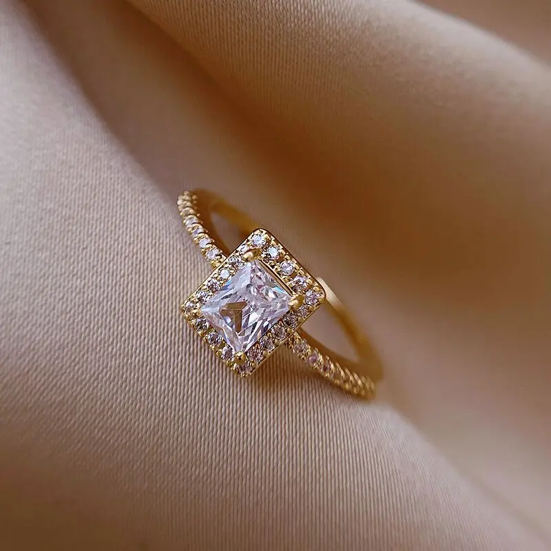 

Exquisite Simple Square AAA Zircon Rings 2021 Charm Woman Gold Plated Opening Ring Luxury Bride Wedding Party Jewelry
