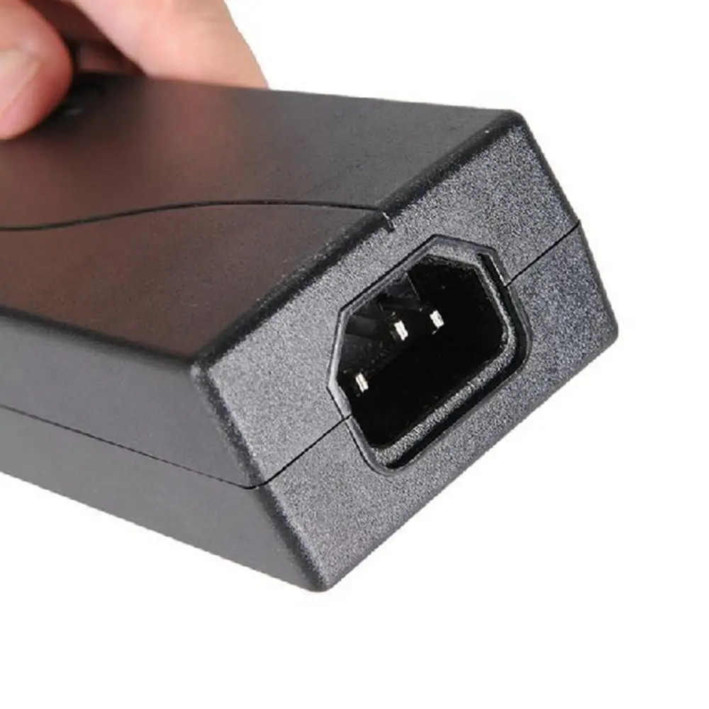 

Power Converter Inverter DC 12V to AC 220V Car Vehicle USB Port Charger UK