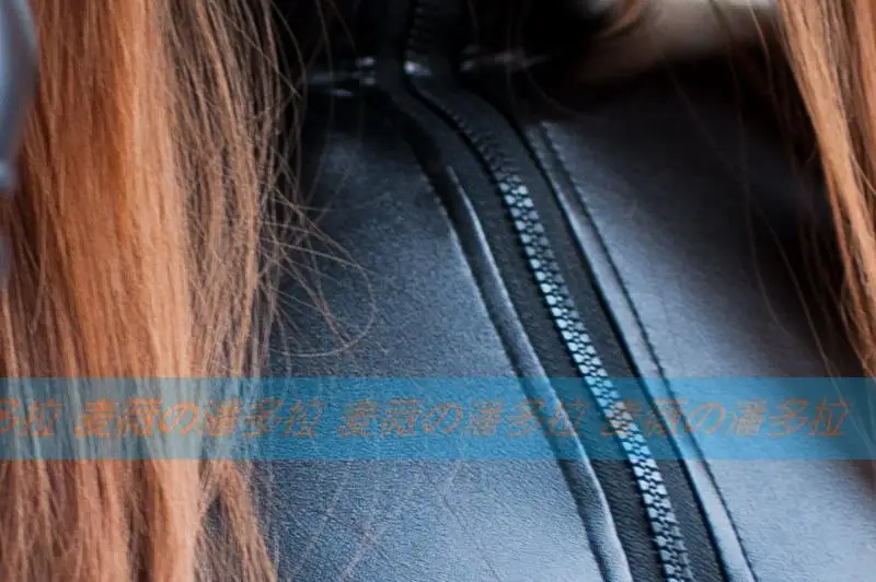 Роскошный индивидуальный высококачественный костюм из искусственной кожи для