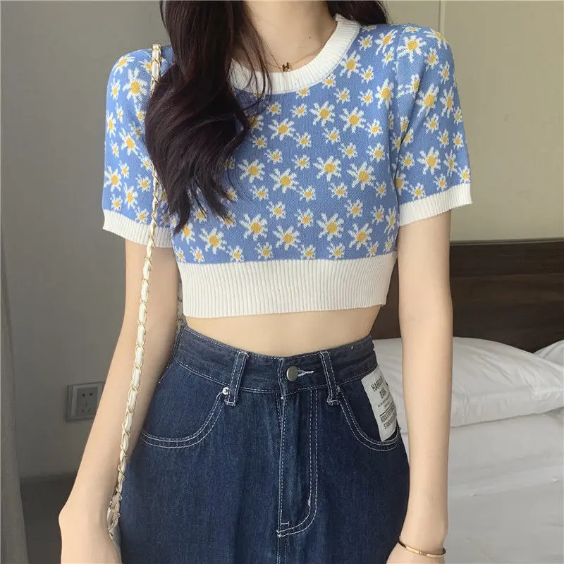 

Retro Small Daisy Summer T Shirt 2021 New French Design Slim Knitting Short Sleeve Crop Tops Women Fashion Clothing Wholesale