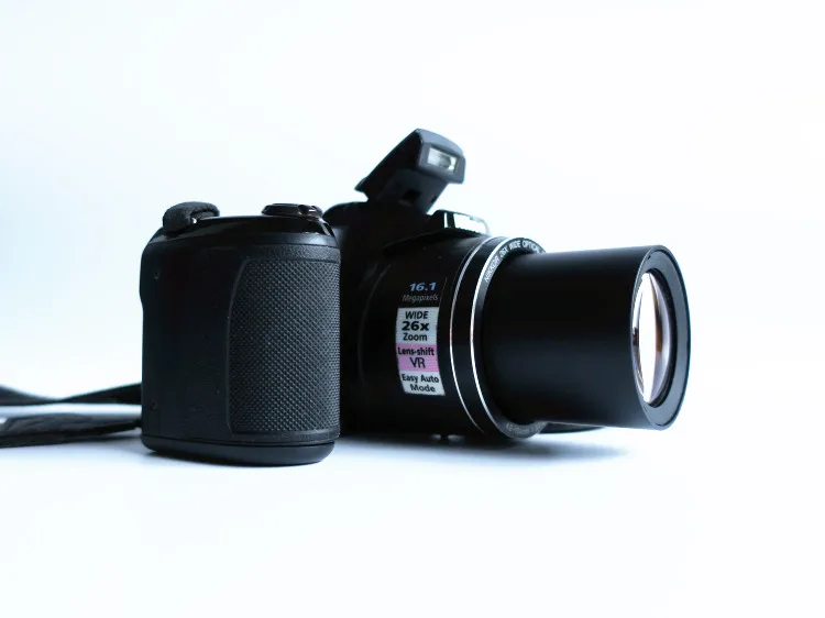 Цифровая камера Nikon COOLPIX L320 16 1 МП с цифровым CCD датчиком изображения 26x оптическим