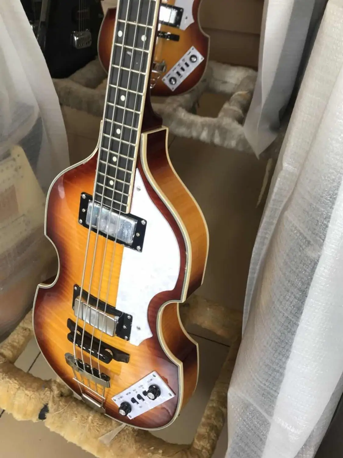 free shipping low price 4 string bass Violin Electric Bass Guitar Semi Hollow Body bass electric Guitarra