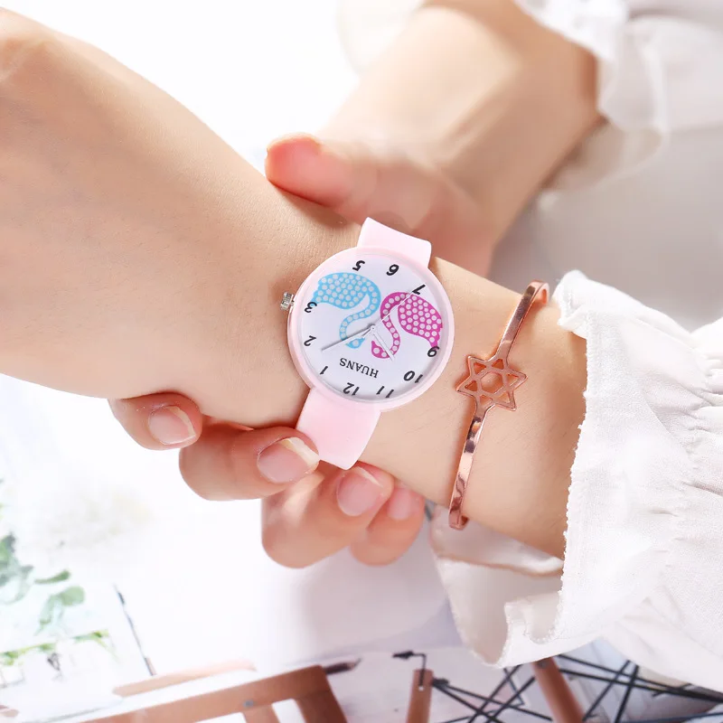

Cute Harajuku Female Wrist Watch Simple Cartoon Mandarin Duck Number Ladies Pink Leather Quartz Watch Women's Watches Kids Clock