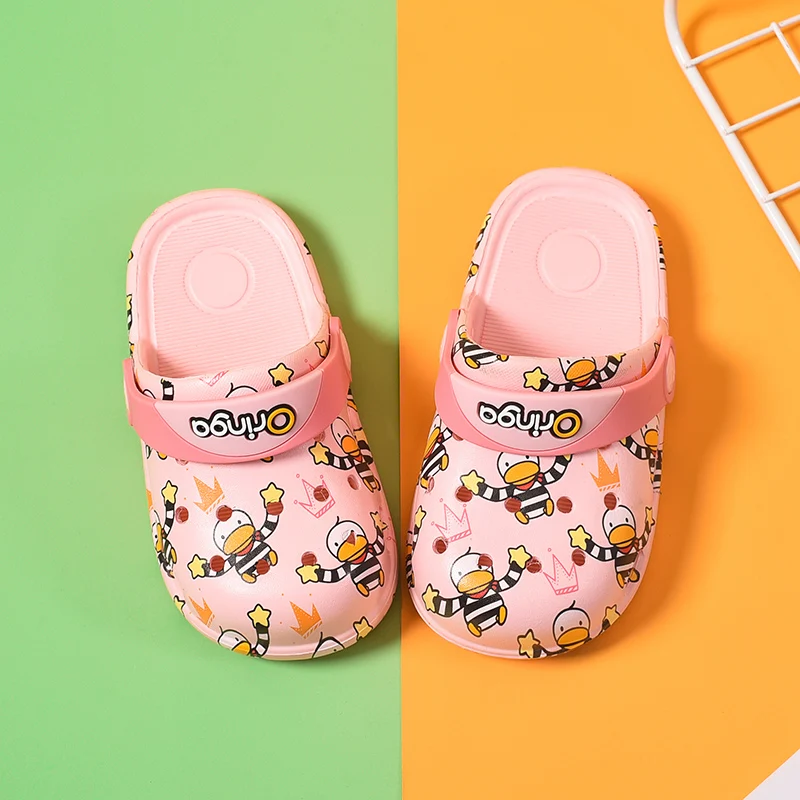 

Cartoon Yellow Duck Children Clogs Summer Comfort Non-Slip Waterproof Outdoor Beach Sandals Casual Kids Shoes Boys Girls Sandals