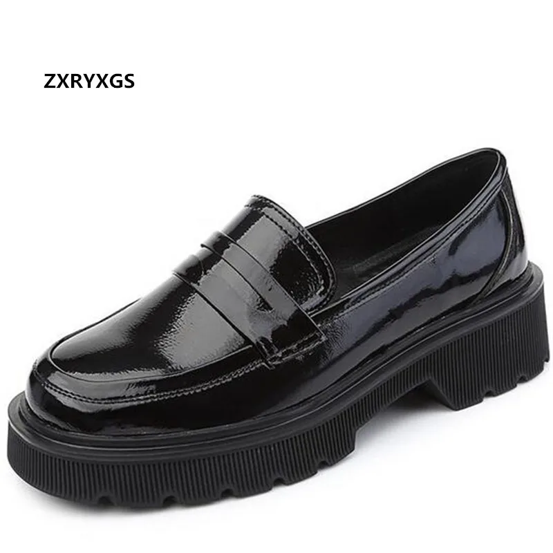 

New Fashion Head Layer Cowhide Patent Leather Shoes Flat Platform Casual Shoes Large Size Non-slip Black Tide Shoes Woman Flats