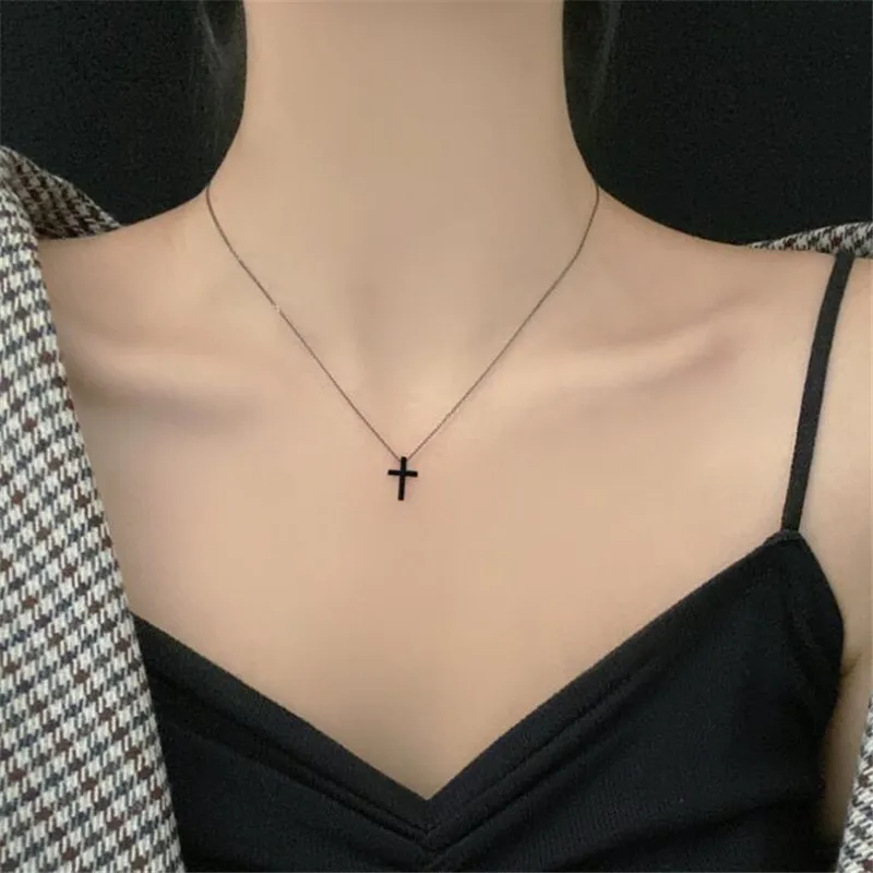 

Женское ожерелье из серебра 100% пробы, с черным крестом