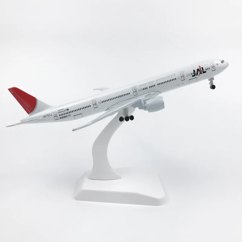 

20CM alloy passenger plane zinc alloy airplane model Japan Airlines 777