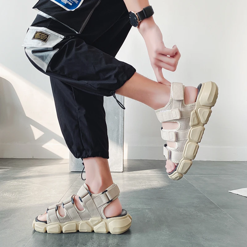 

Summer 2021 New Platform Men Sandals Beach Shoes PU Soft Sneakers Man Shoes Comfortable Light Casual Slippers Black White QZHSMY