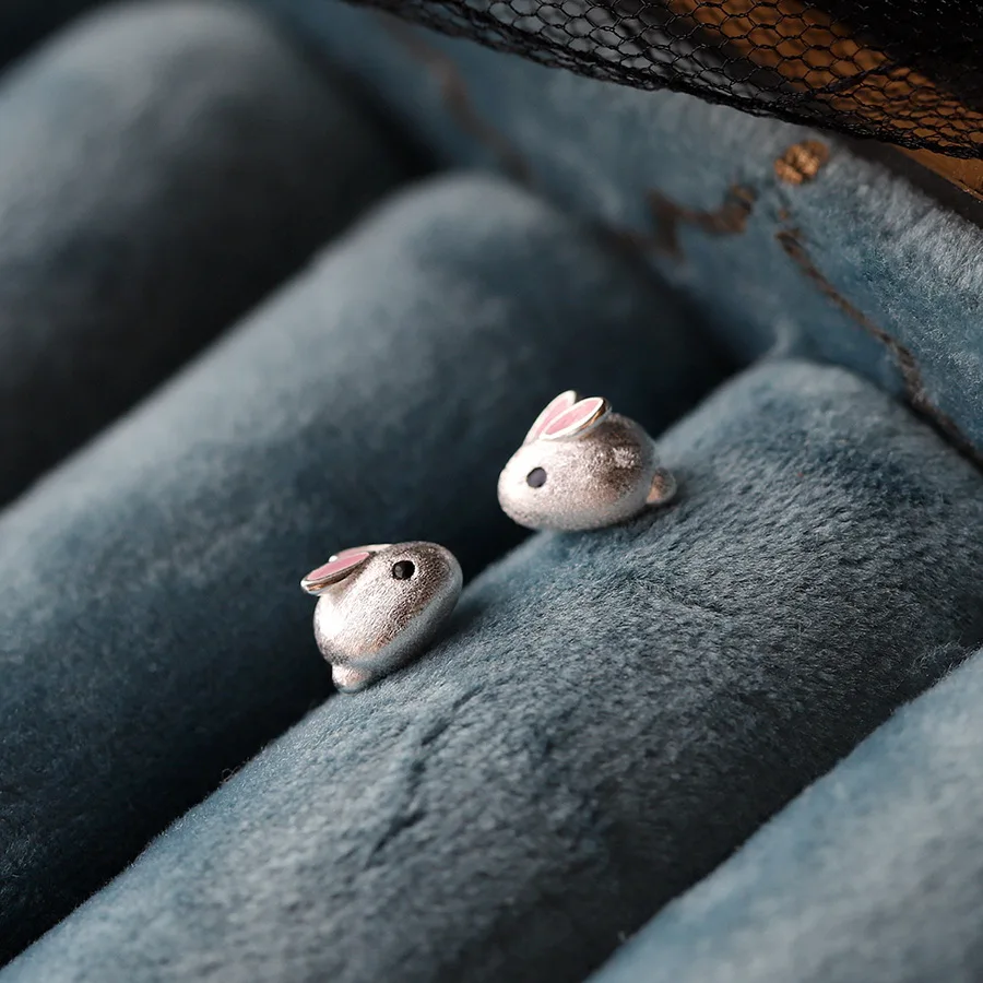 S925 Sterling Silver Simple Bunny Earrings for Women Girl Sweet Cute Rabbit Stud Earrings Student Party Jewelry Gift