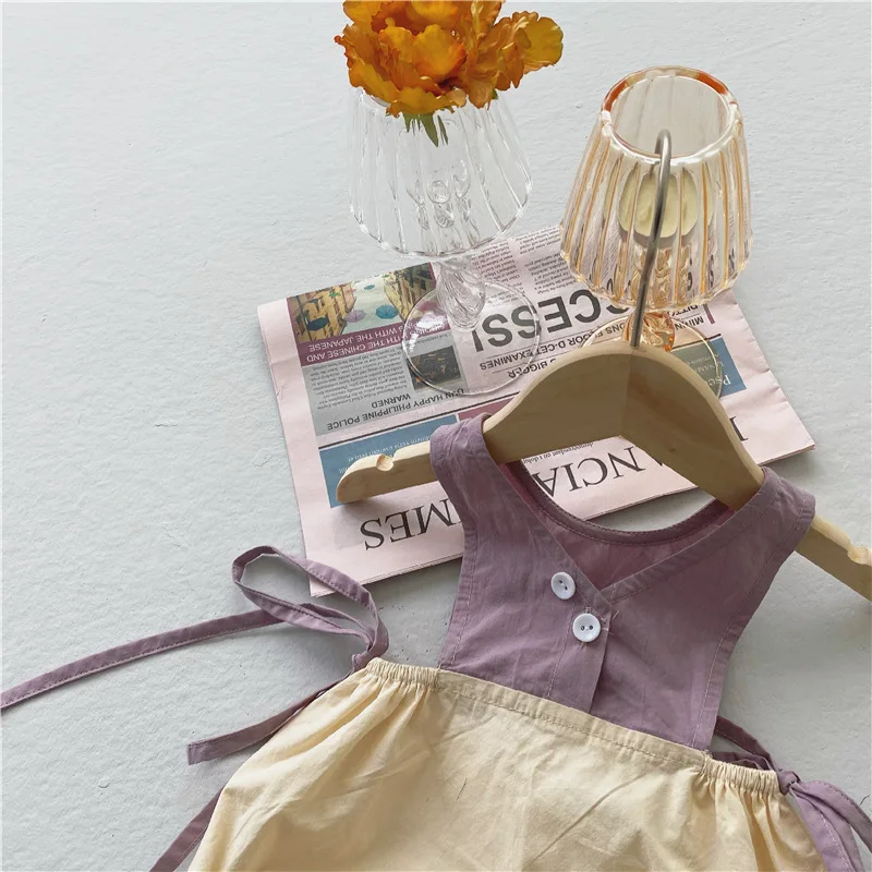 

2021 Summer New Born Girls Clothes Casual Sleeveless Solid Lace Baby Bodysuit