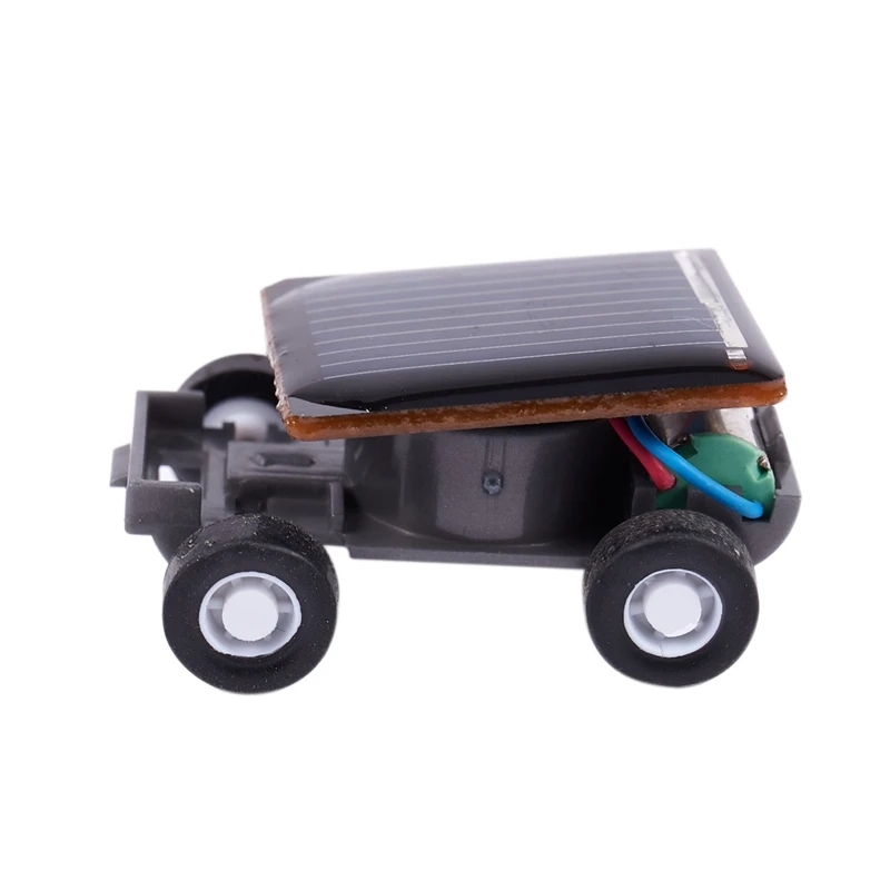 Солнечная энергия испуганное насекомое-Кузнечик Locust |