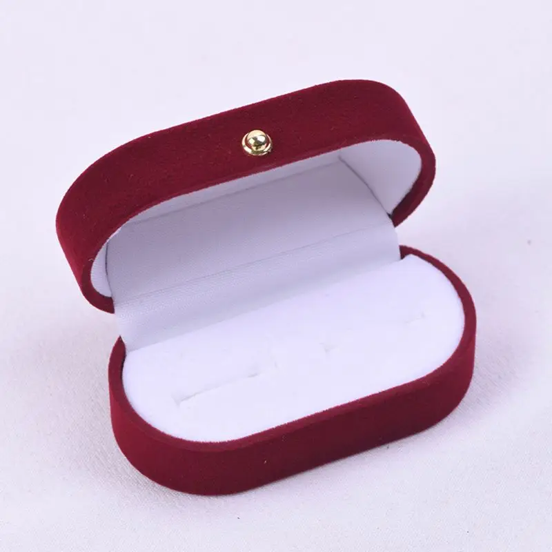 

Luxurious Velvet Oval Shape Red Ring Jewelry Box with Matching Two Piece Packer for Engagement Proposal Jewelry Display