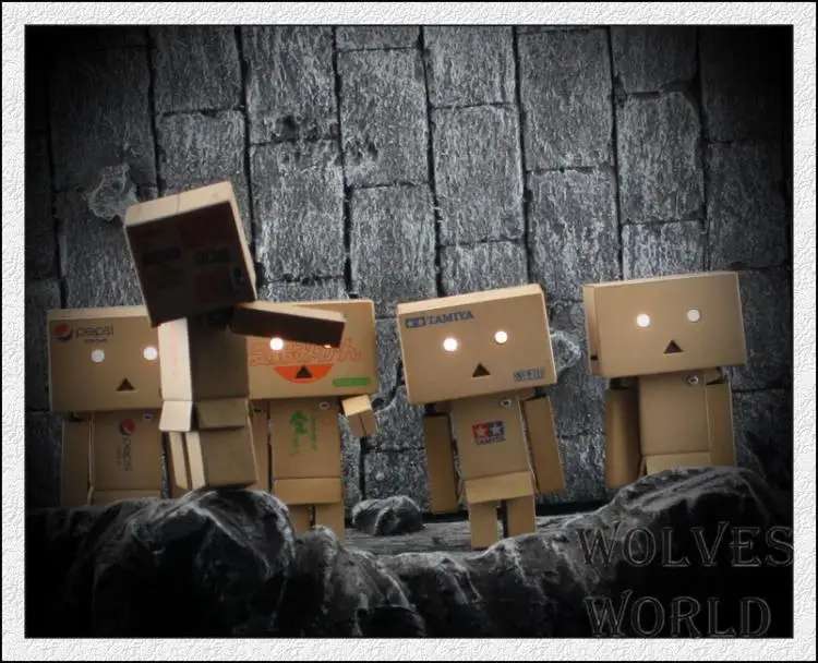 Набор для гаража четырехлистная сестра бумажная коробка люди Danboard мини маленькое предприятие картонная фигура квалифицированный Гараж Комплект