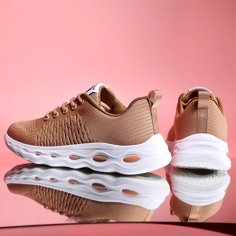 

Women Mesh Sneakers Breathable Women Walking Shoes Lightweight Casual Shoes Zapatos De Mujer