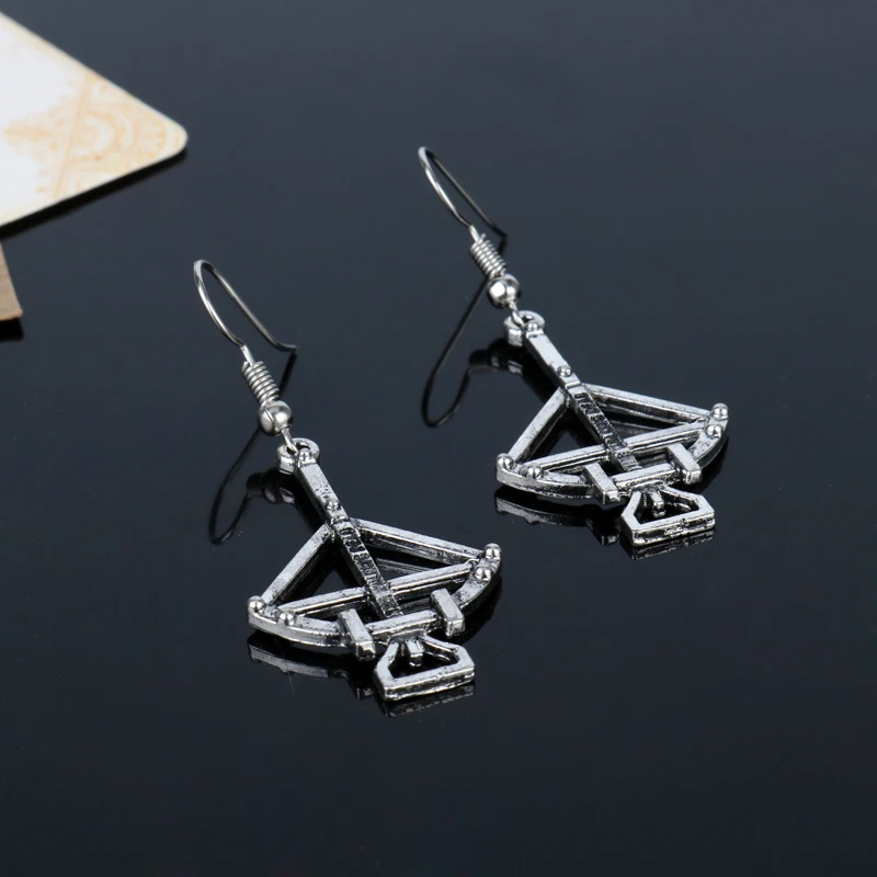 Висячие серьги Ходячие мертвецы зомби арбалет лук стрела пистолет висячие для