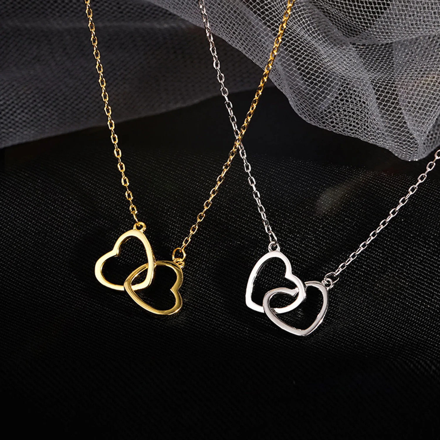 

Fashion Hollow Heart Dainty Necklace Gold Silver Color Necklace For Women Pendant Jewelry Gift New Necklace 2021