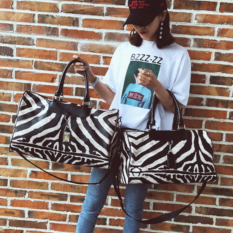 

Модная дорожная сумка, ручной чемодан с рисунком зебры, женская сумка через плечо большой вместимости, кожаная сумка на выходные