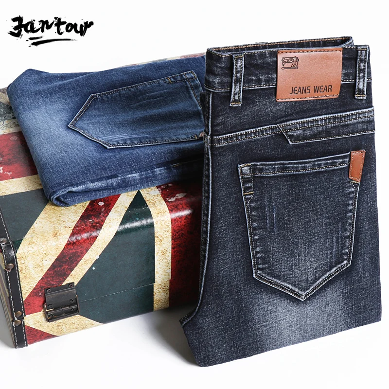 Мужские повседневные джинсы облегающие прямые эластичные черного цвета